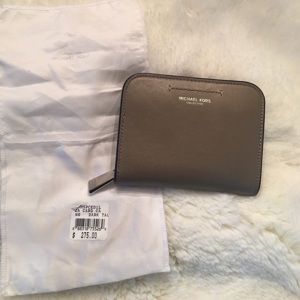 Michael Kors Luxury Collection Taupe Celeste Card Wallet - Picture 6 of 14